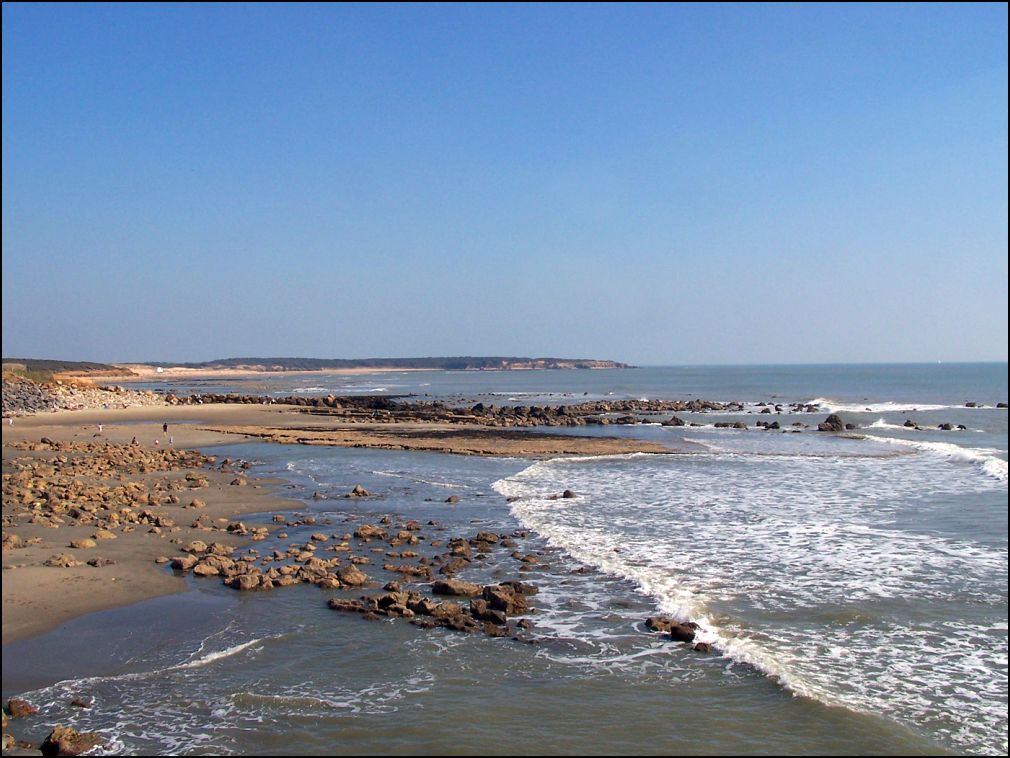 La cote entre Bourgenay et le Veillon à Talmont Saint Hilaire en Vendée