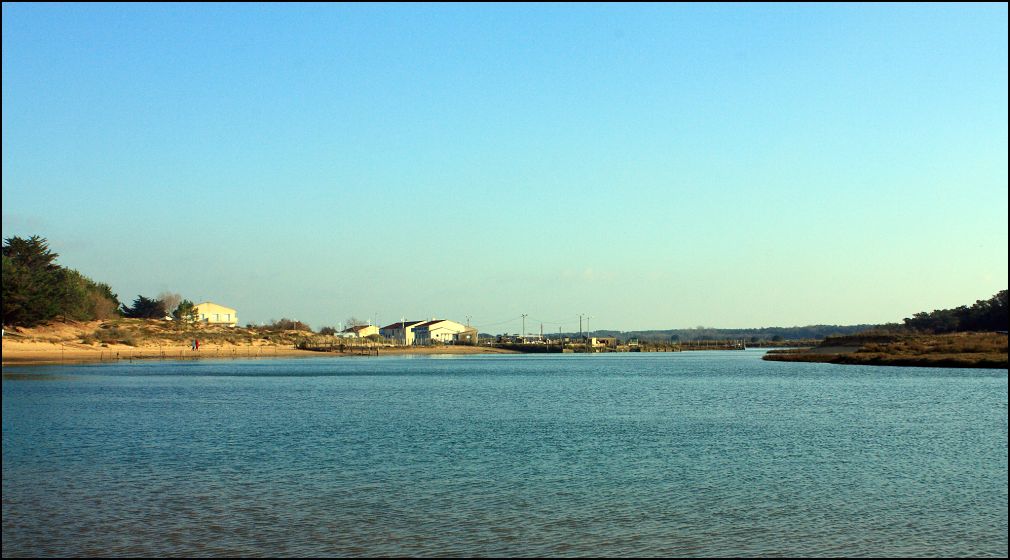 Le chenal de la Guittiere à Talmont Saint Hilaire en Vendée