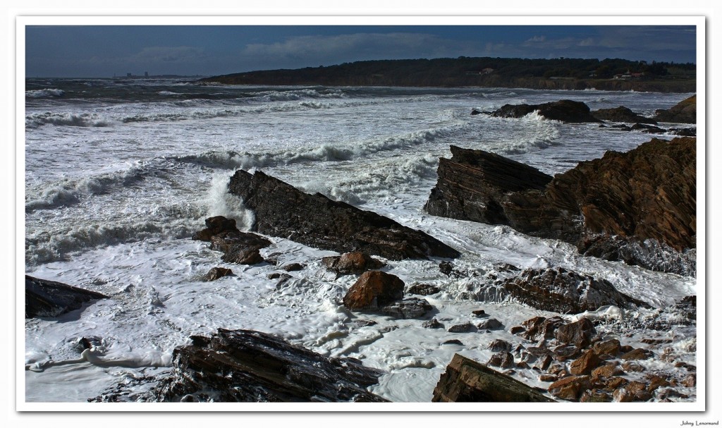 Ecume en baie de Cayola