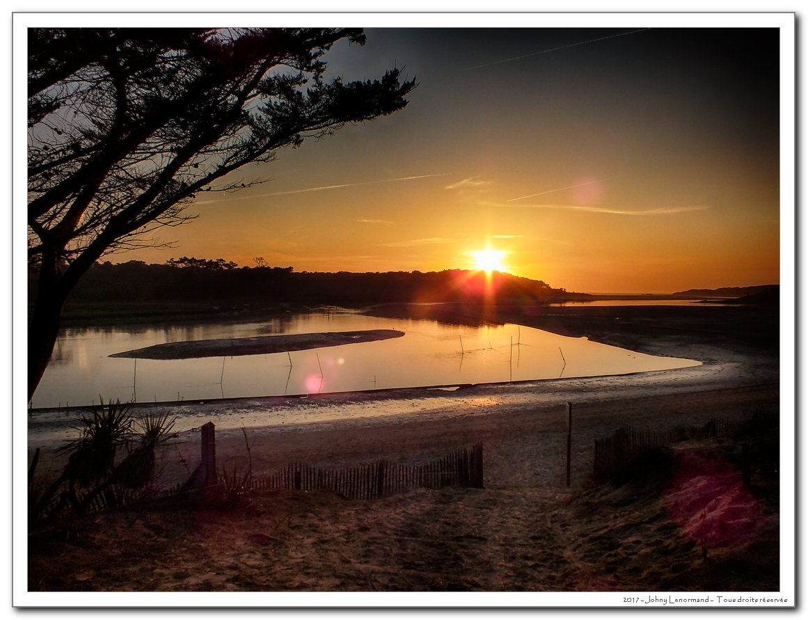 Coucher de soleil sur le Payré