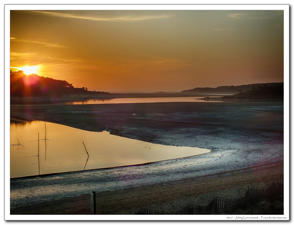 Coucher de soleil sur le Payré