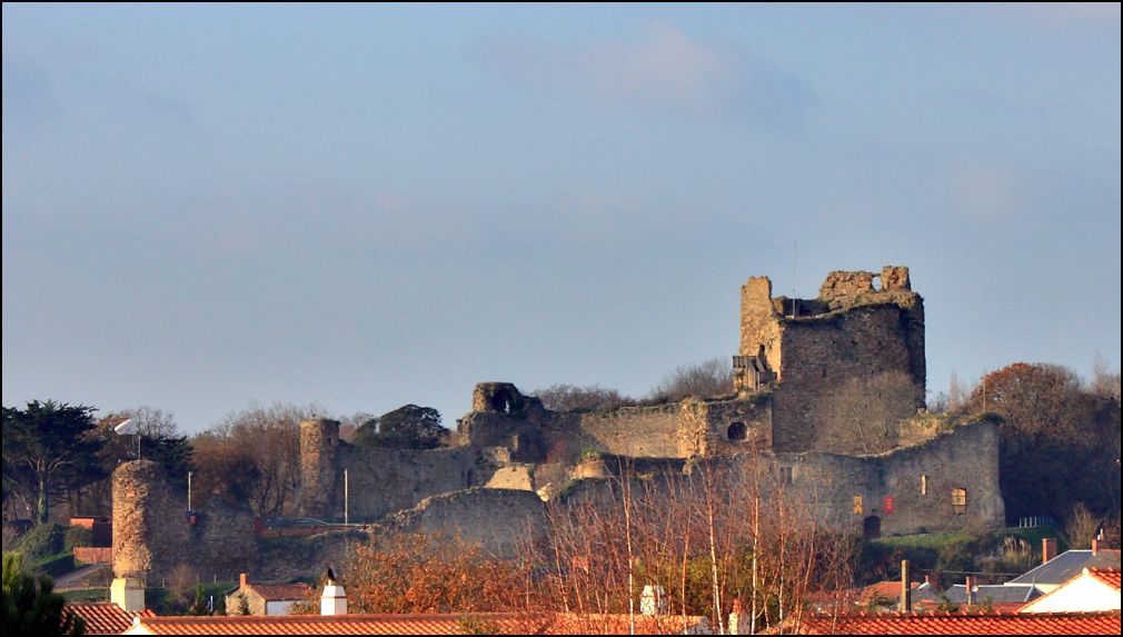 chateau de Talmont Saint Hilaire en Vendée