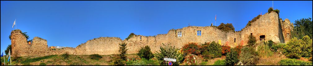 Panorama du chateau de Talmont Saint Hilaire en Vendée